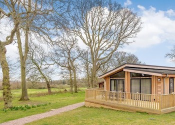 Best Western Plus Kenwick Park Hotel