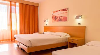 Montemezzi hotel fotoğrafı
