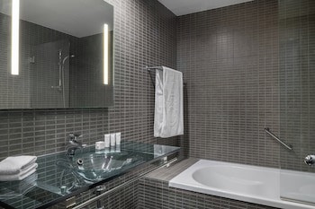 Ac Hotel Porto By Marriott
