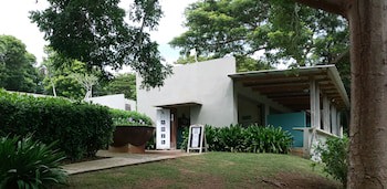 Hix Island House