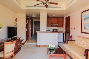 Danat Jebel Dhanna Resort