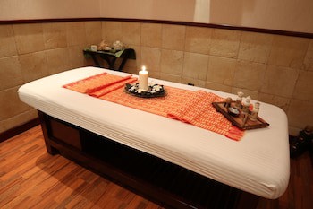 Danat Jebel Dhanna Resort