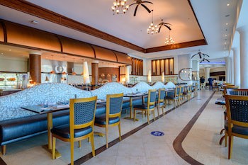 Danat Jebel Dhanna Resort