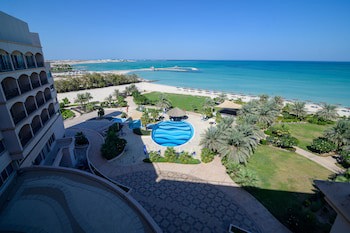 Danat Jebel Dhanna Resort