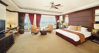 Danat Jebel Dhanna Resort