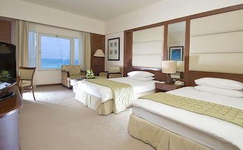 Danat Jebel Dhanna Resort
