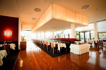NOVINA HOTEL Herzogenaurach Herzo Base galeri fotoğrafı