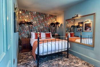 Clementine's Guest House