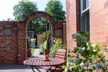 Clementine's Guest House