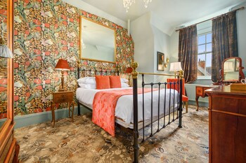 Clementine's Guest House