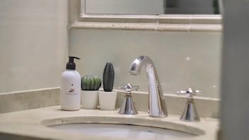 Condor Suites Apart Hotel