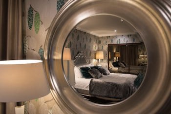 Gleddoch Golf & Spa Resort
