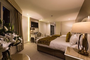 Gleddoch Golf & Spa Resort