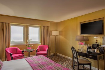 Gleddoch Golf & Spa Resort