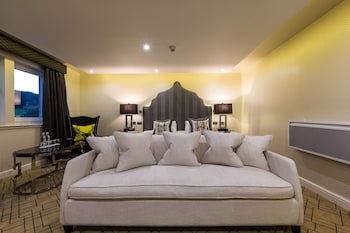 Gleddoch Golf & Spa Resort