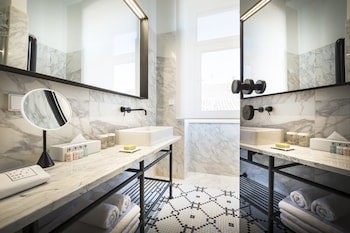 Adriatic Hotel By Maistra Collection