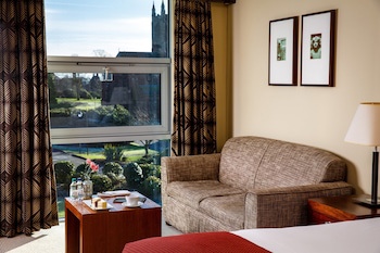 Holiday Inn Dumfries, An Ihg Hotel