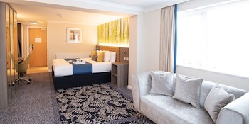 Burleigh Court Hotel