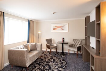 Burleigh Court Hotel