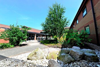 Burleigh Court Hotel
