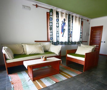 Hotel Club Du Lac Tanganyika