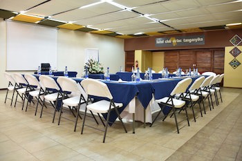 Hotel Club Du Lac Tanganyika