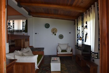 Hotel Club Du Lac Tanganyika