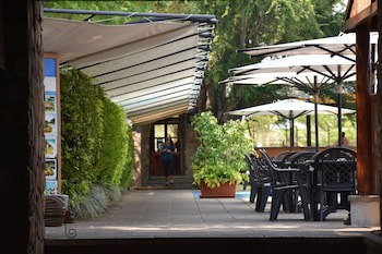 Hotel Club Du Lac Tanganyika