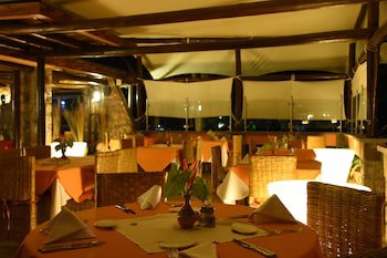 Hotel Club Du Lac Tanganyika