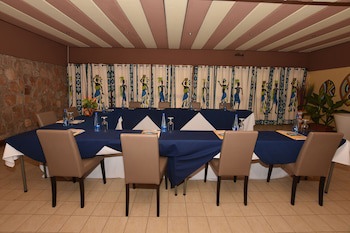Hotel Club Du Lac Tanganyika