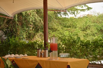 Hotel Club Du Lac Tanganyika