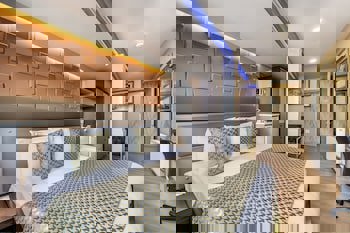 Gallery Residence & Hotel