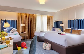 Westport Coast Hotel