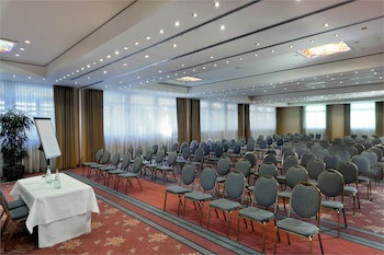 Wyndham Garden Donaueschingen galeri fotoğrafı
