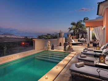 Royal Garden Villas & Spa