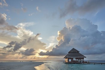 Adaaran Club Rannalhi- All Inclusive