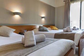 Anesis Hotel