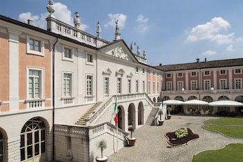 Villa Fenaroli Palace Hotel galeri fotoğrafı