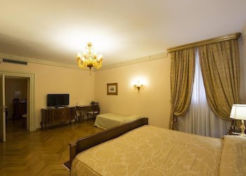 Villa Fenaroli Palace Hotel galeri fotoğrafı