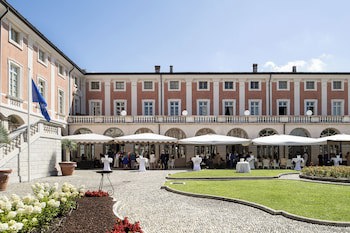 Villa Fenaroli Palace Hotel galeri fotoğrafı