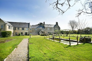 Stanton Manor Hotel