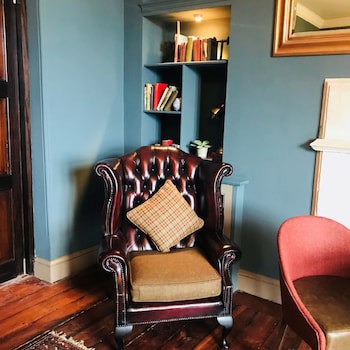 Stanton Manor Hotel