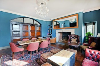 Stanton Manor Hotel