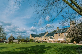 Stanton Manor Hotel