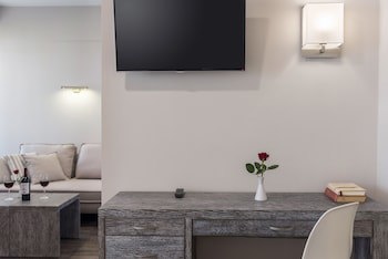 Bio Suites Hotel galeri fotoğrafı