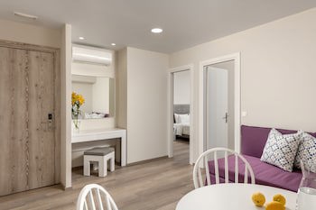 Bio Suites Hotel fotoğrafı