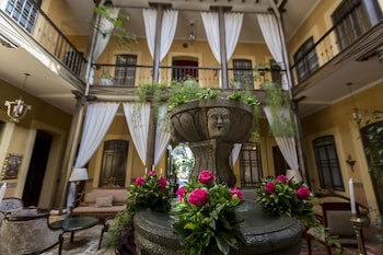 Mansion Alcazar