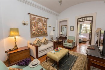 Mansion Alcazar