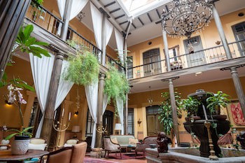 Mansion Alcazar