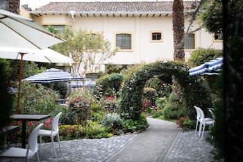 Mansion Alcazar